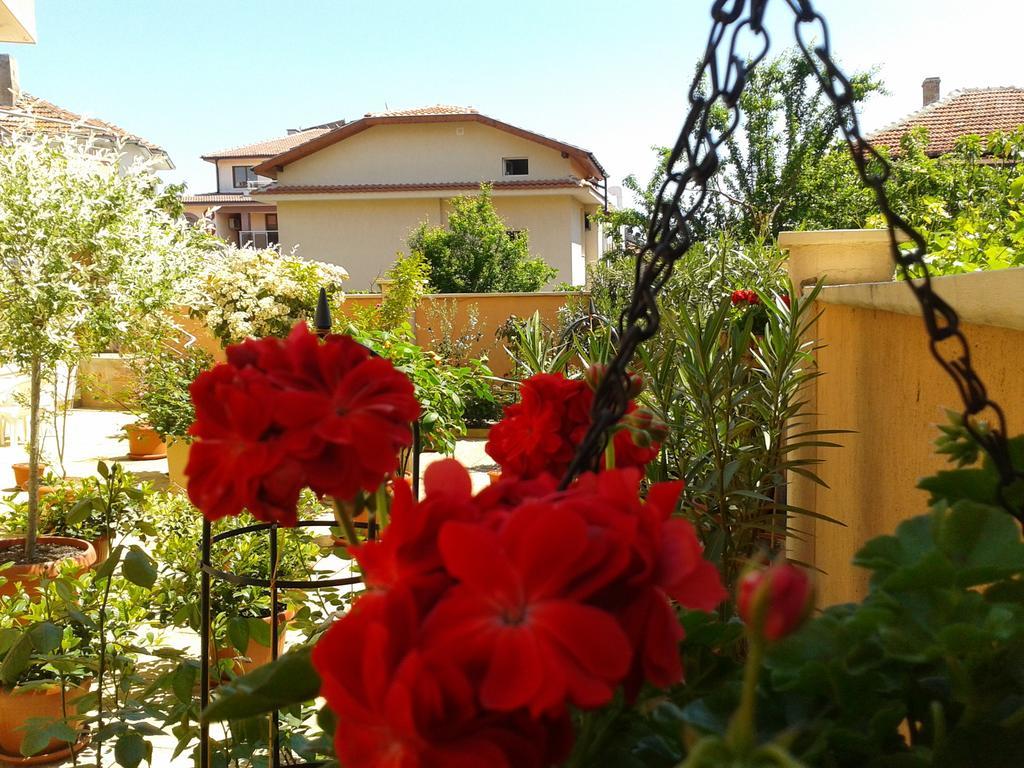 Hotel Chuchulev Sozopol Exterior foto